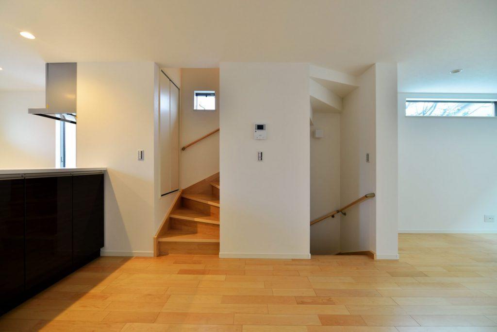 いくら変わる？セミオーダー住宅費用別の違いをご紹介～外壁・床材・階段材・床暖・クロス～